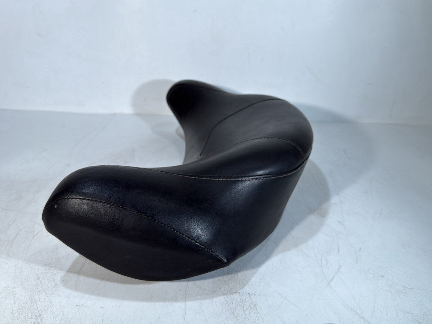 2008 - 2016 Harley-Davidson Touring Electra Glide Ultra Rear Passenger Backrest Cushion Pad 52395-10