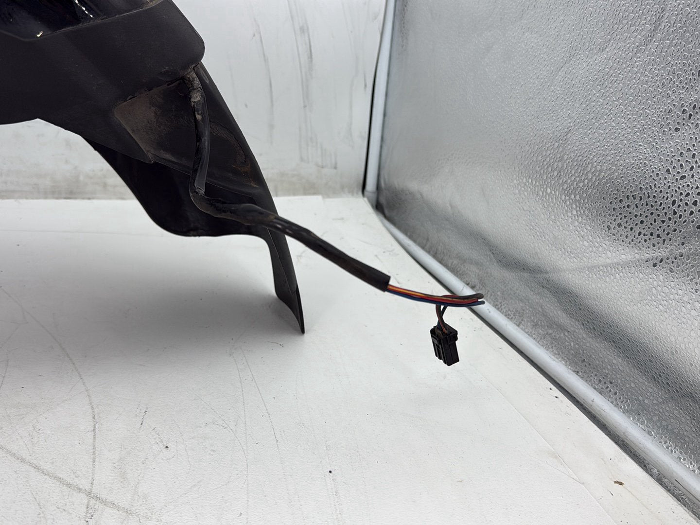 1997 Harley Sportster 1200 Custom XL1200C OEM Rear Wheel Fender Taillight Brake Lamp