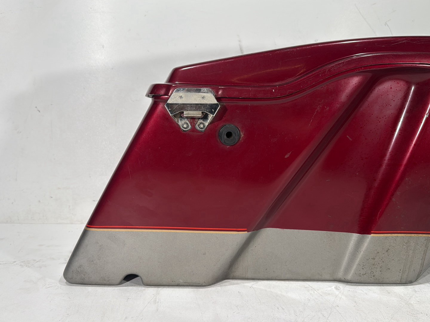 1996 Harley Electra Glide Touring FLHT OEM Left 1 Saddlebag Luggage NO Key