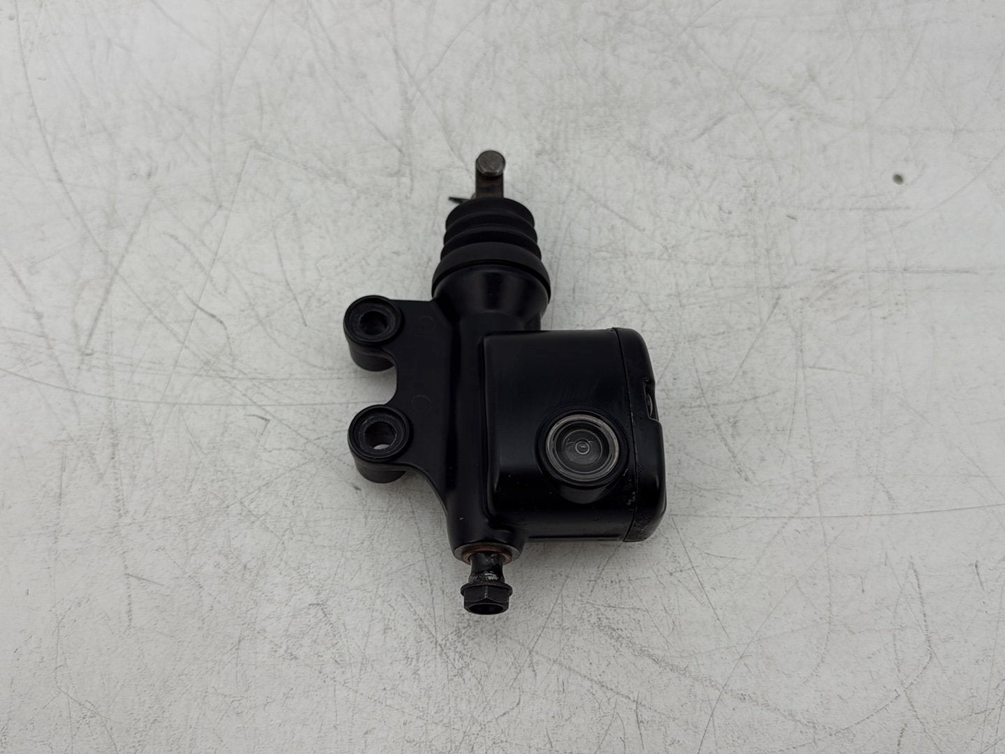 2008 Harley Electra Glide Touring Ultra FLHTCUI OEM Rear Brake Master Cylinder Reservoir