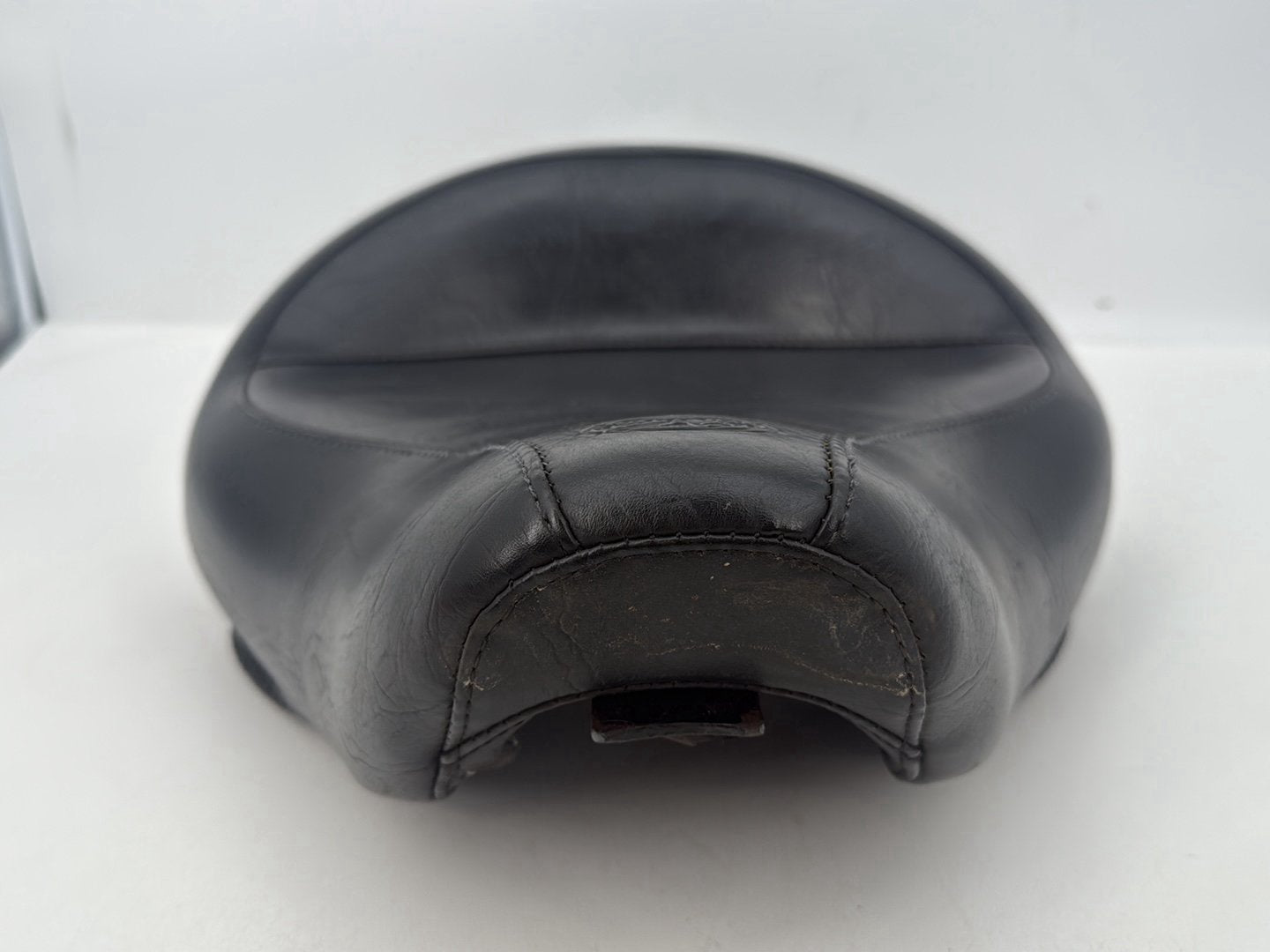 2004 - 2022 Harley-Davidson Sportster 1200 Nightster Rider Driver Solo Seat Pillion MUSTANG