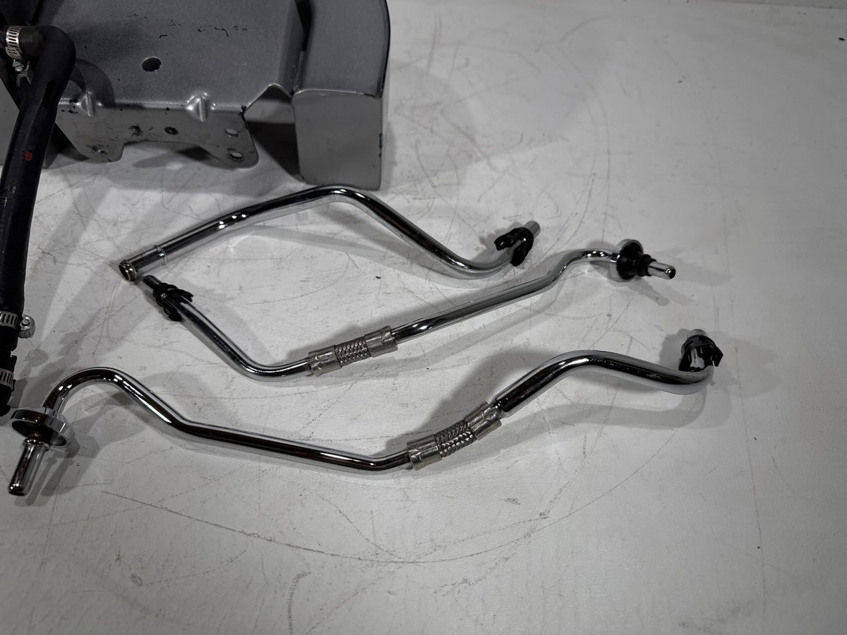 2001 Harley Softail Standard OEM Oil Tank Reservoir Bottle Canister & Dipstick