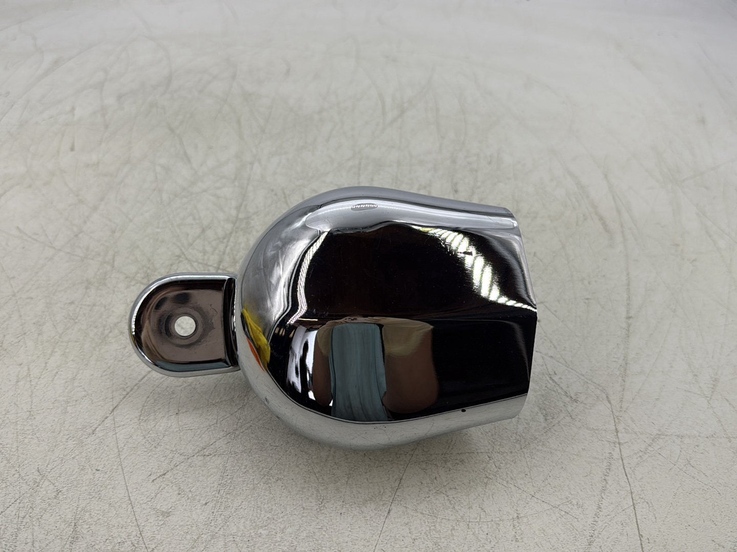 2004 Harley Dyna Super Glide FXDI OEM Horn Signal Klaxon Chrome Cover