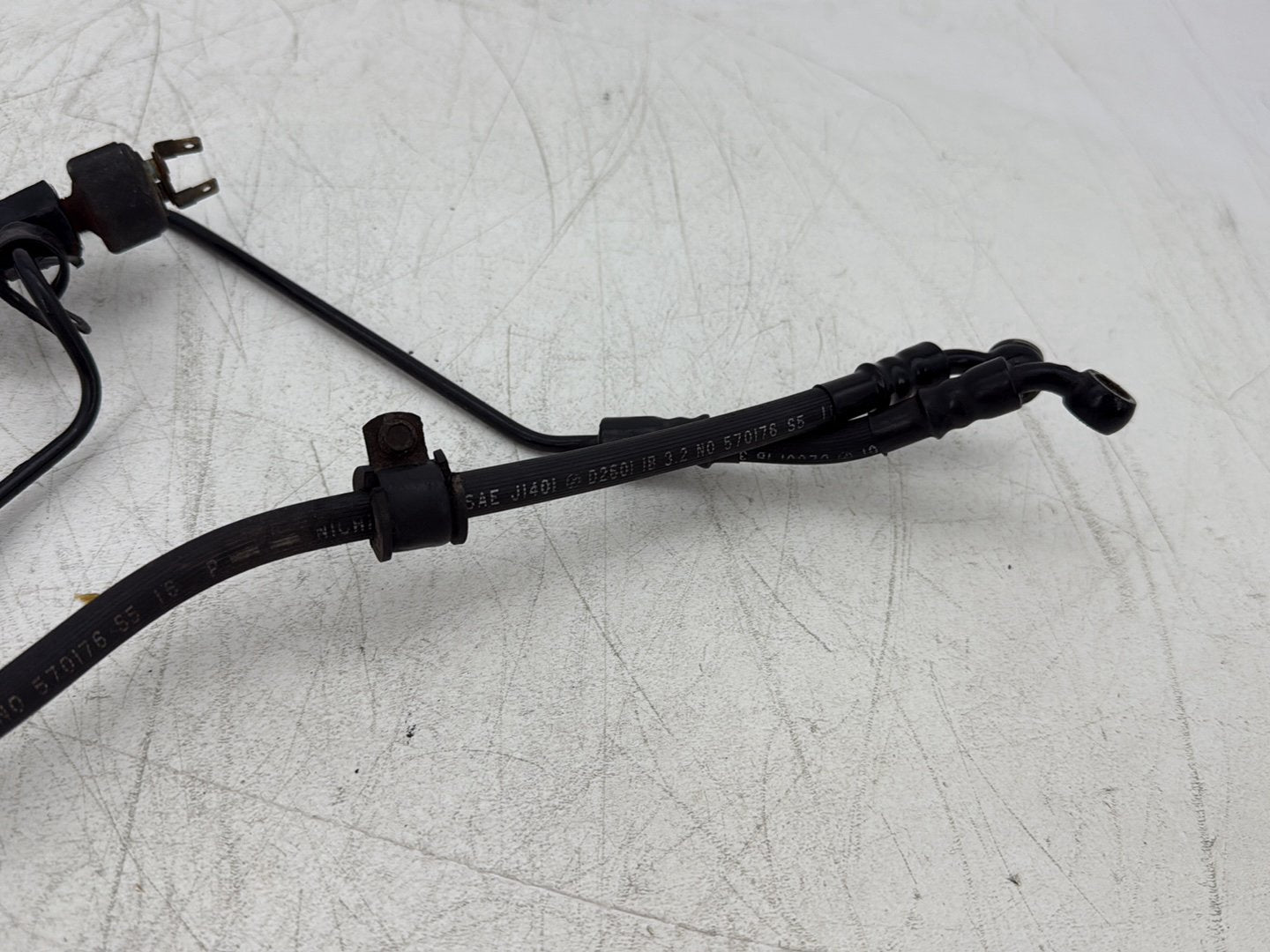 2004 Harley Sportster XL883C 883 Custom OEM Rear Brake Hose Line Pipe