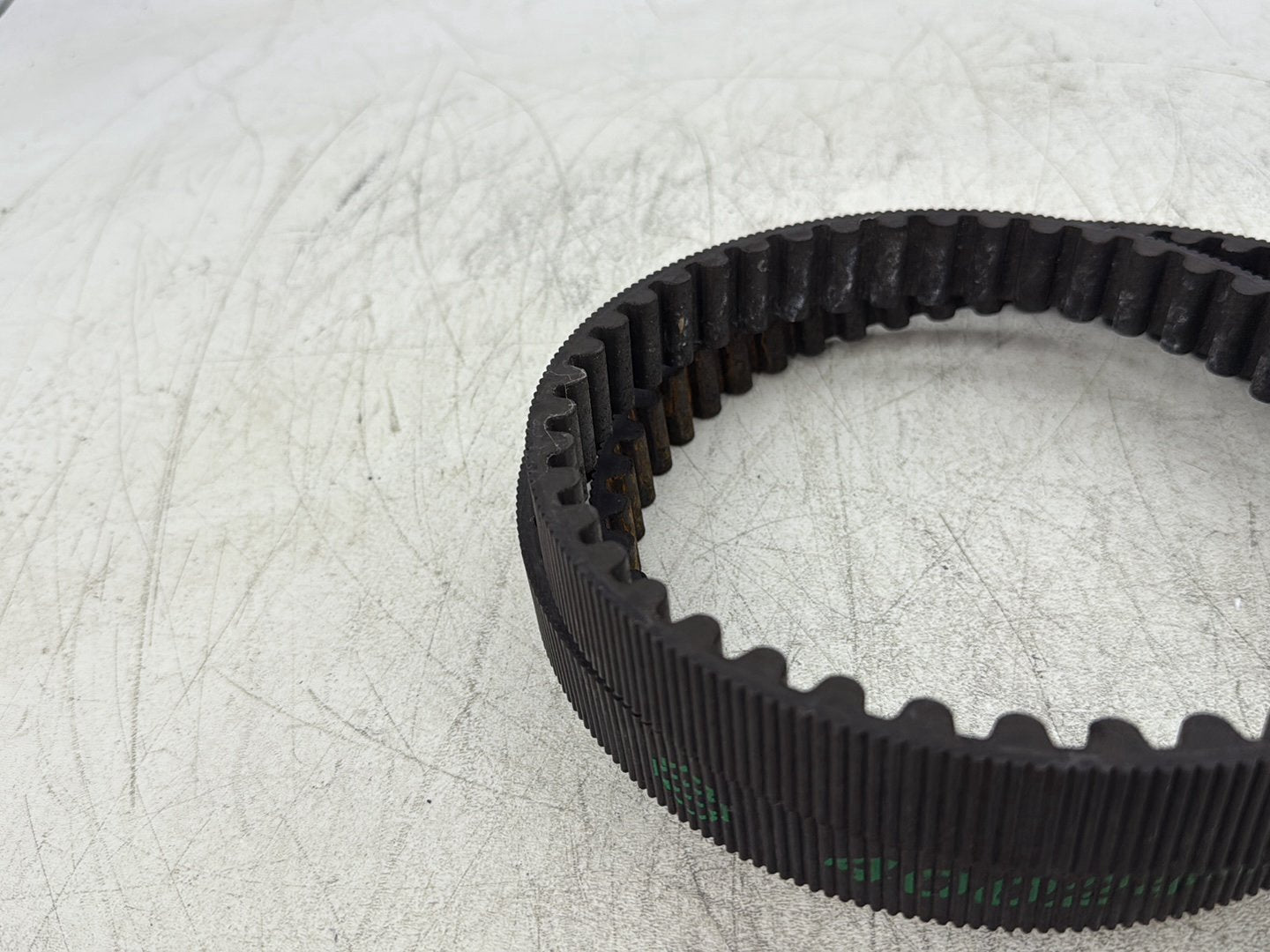 2007 Harley Touring FLHTC Electra Glide Classic OEM Rear Drive Belt