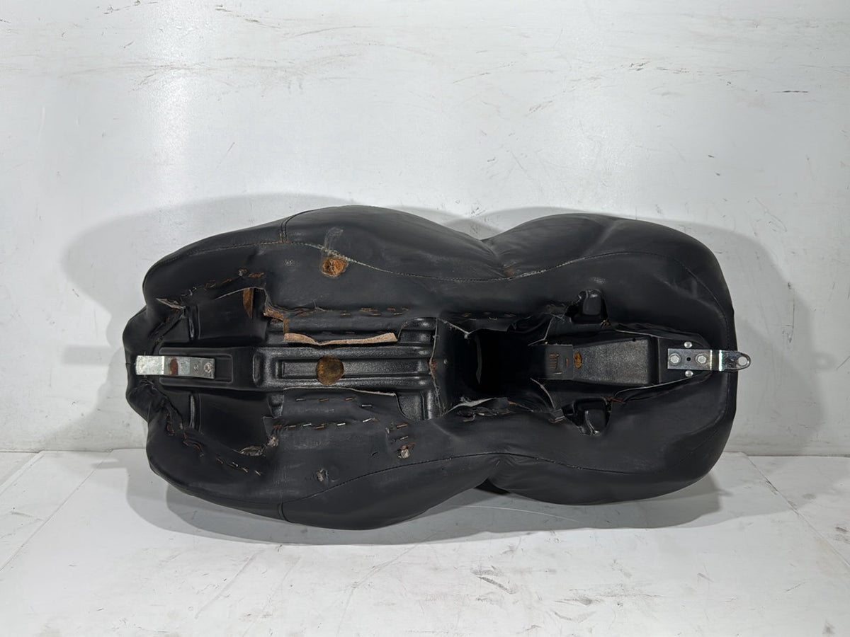2005 Harley Electra Glide Touring Ultra OEM Passenger Rider Driver Seat Saddle