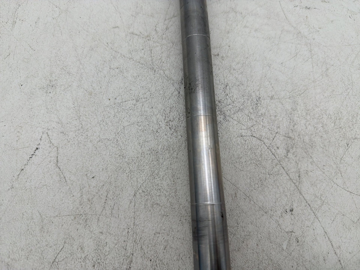 1996 Harley Electra Glide Touring Ultra OEM Front Wheel Axle Bolt Shaft