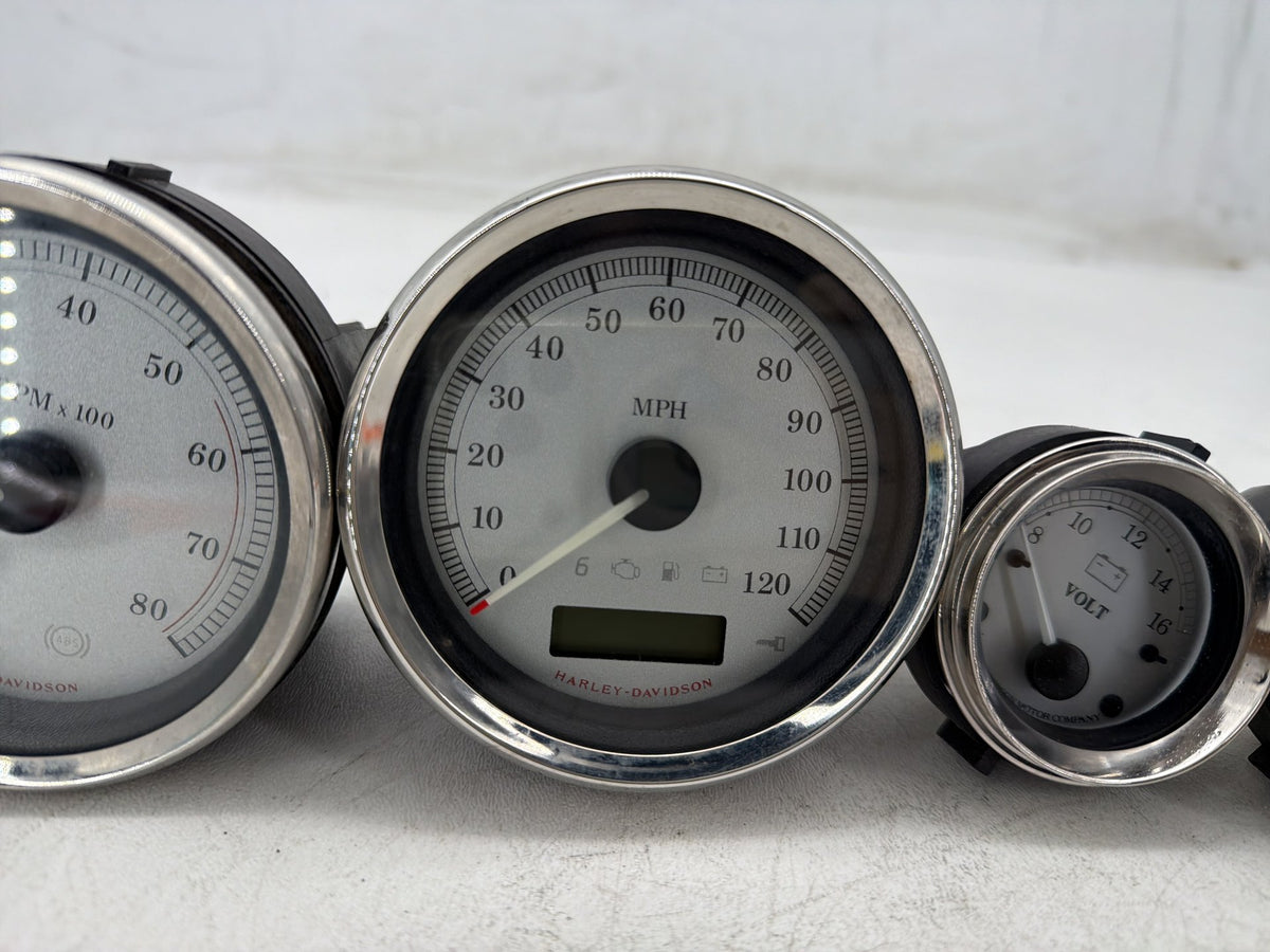 13 Harley Street Glide Touring Air Oil Volt Fuel Tacho Speedo Gauges Silver 67K