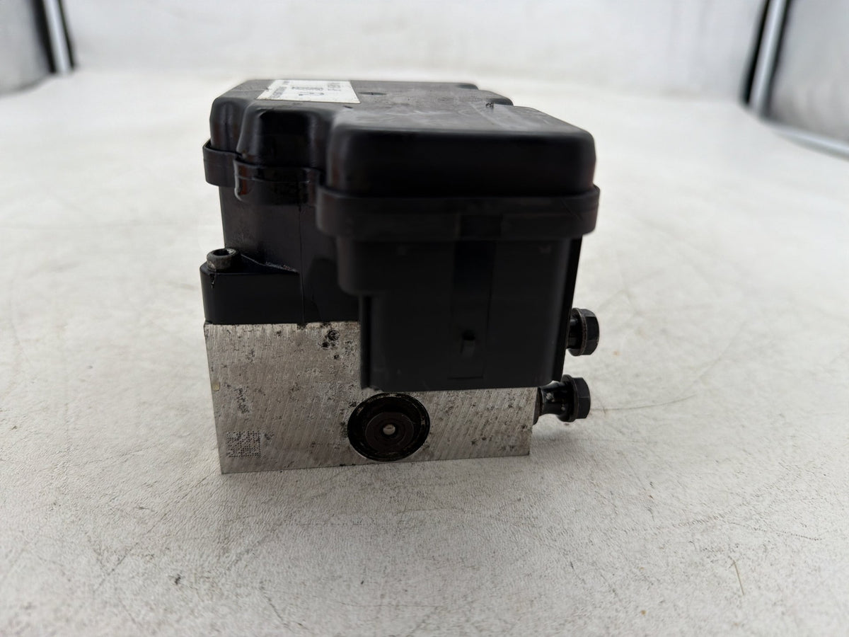 2008 Harley Electra Glide Touring Ultra OEM ABS Brake Pump & Control Module