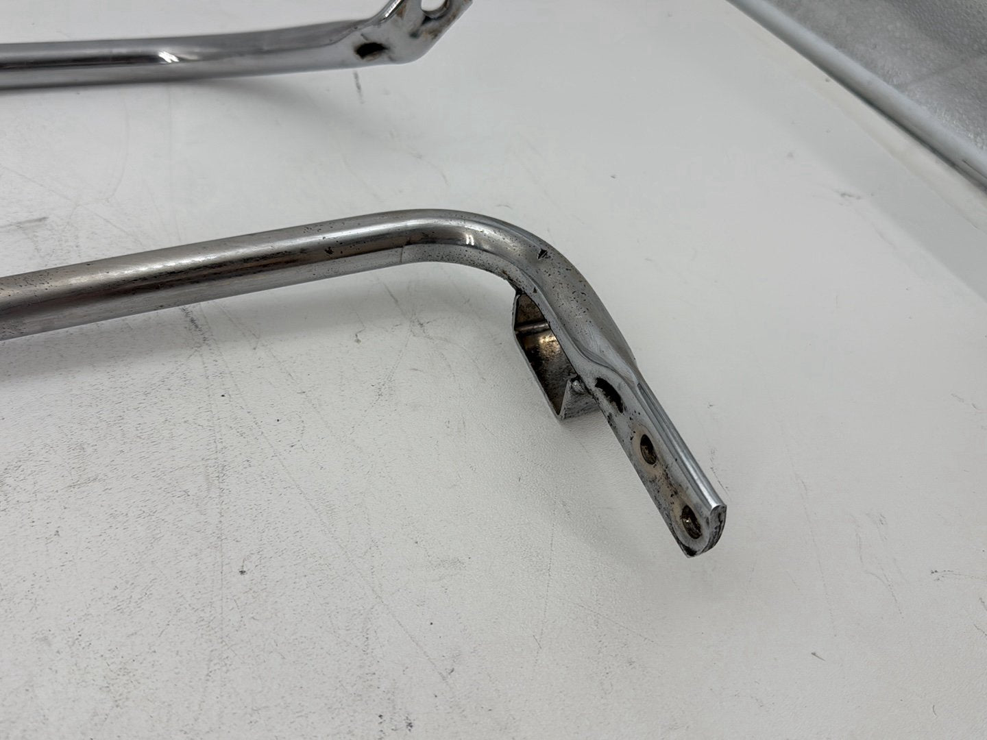 2007 Harley Street Glide Touring OEM Rear Left Right Saddlebag Guard Rails Bar