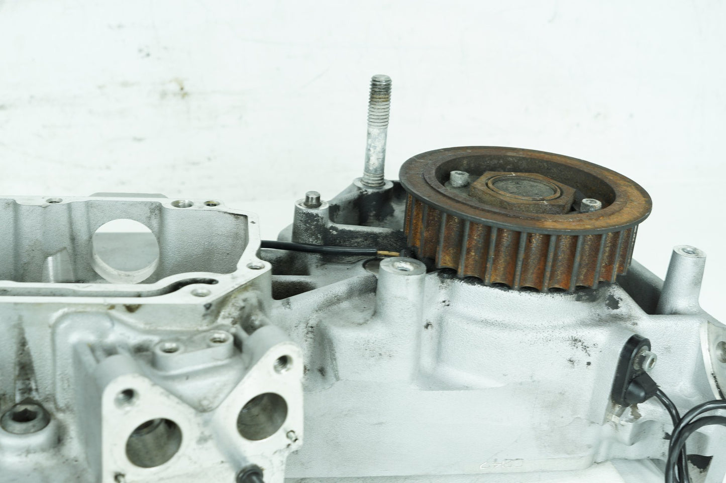 1991 - 2003 Harley-Davidson Sportster Hugger Crankcase Shaft Engine Motor Cover 24558-00