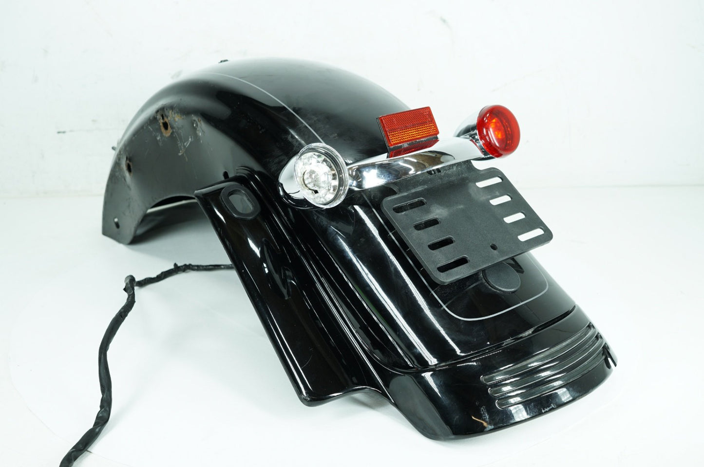 2000 - 2006 Harley-Davidson Touring Electra Ultra Rear Wheel Fender & Turn Signals Bar 58702-02B