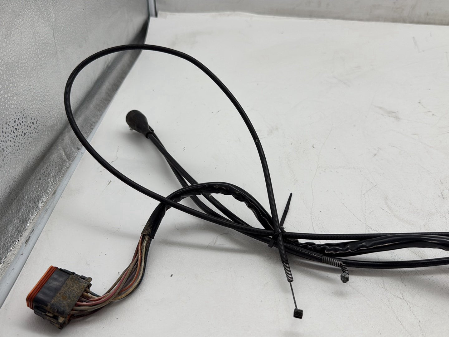 2006 Harley Touring FLHTCI Electra Glide Classic OEM Right Engine Start Kill Switches Controls