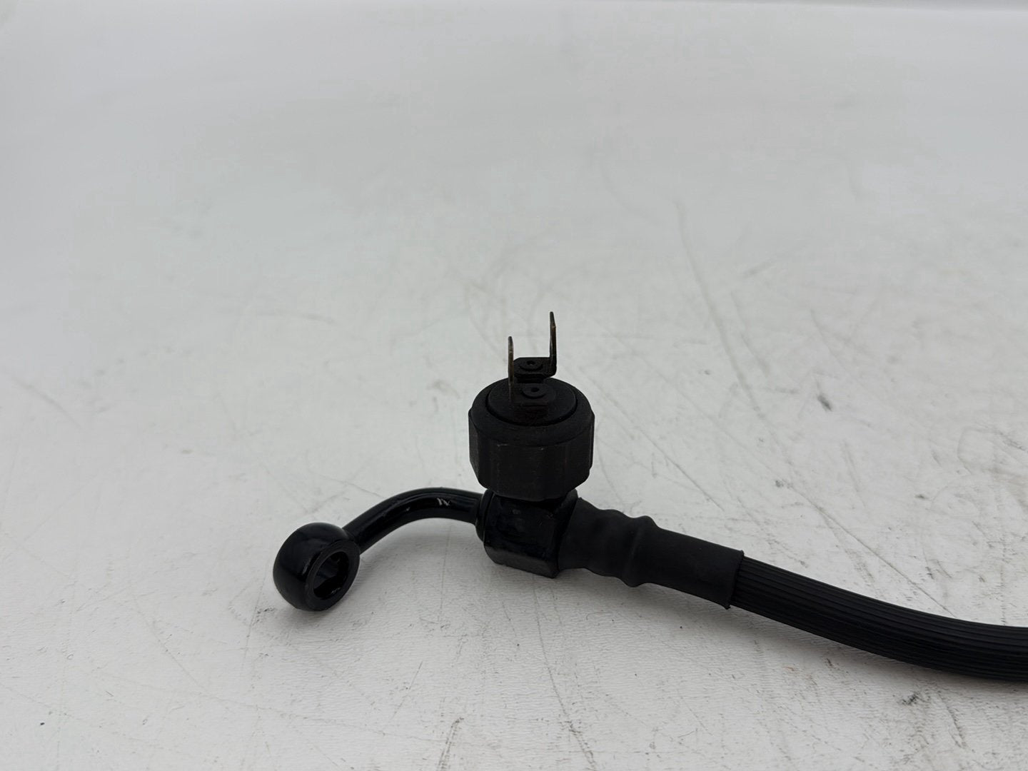 2002 Harley Dyna FXD Super Glide OEM Rear Brake Hose Line Pipe