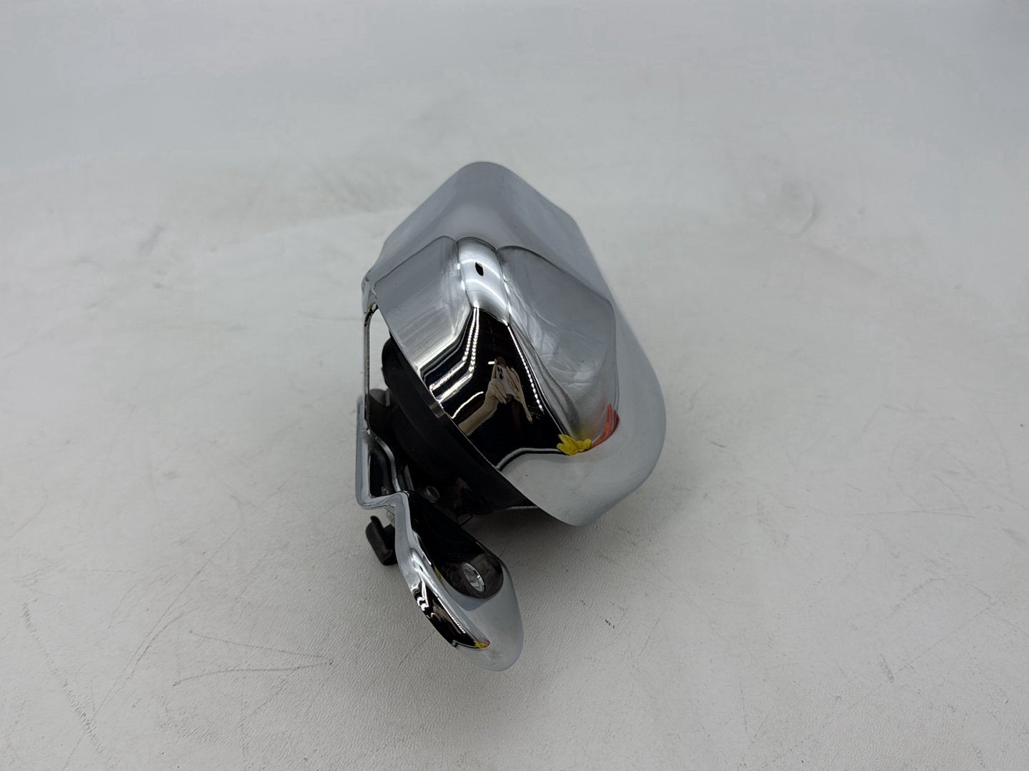 2007 - 2011 Harley-Davidson Touring Electra Glide Ultra Horn Signal Klaxon Chrome Cover 69012-93A