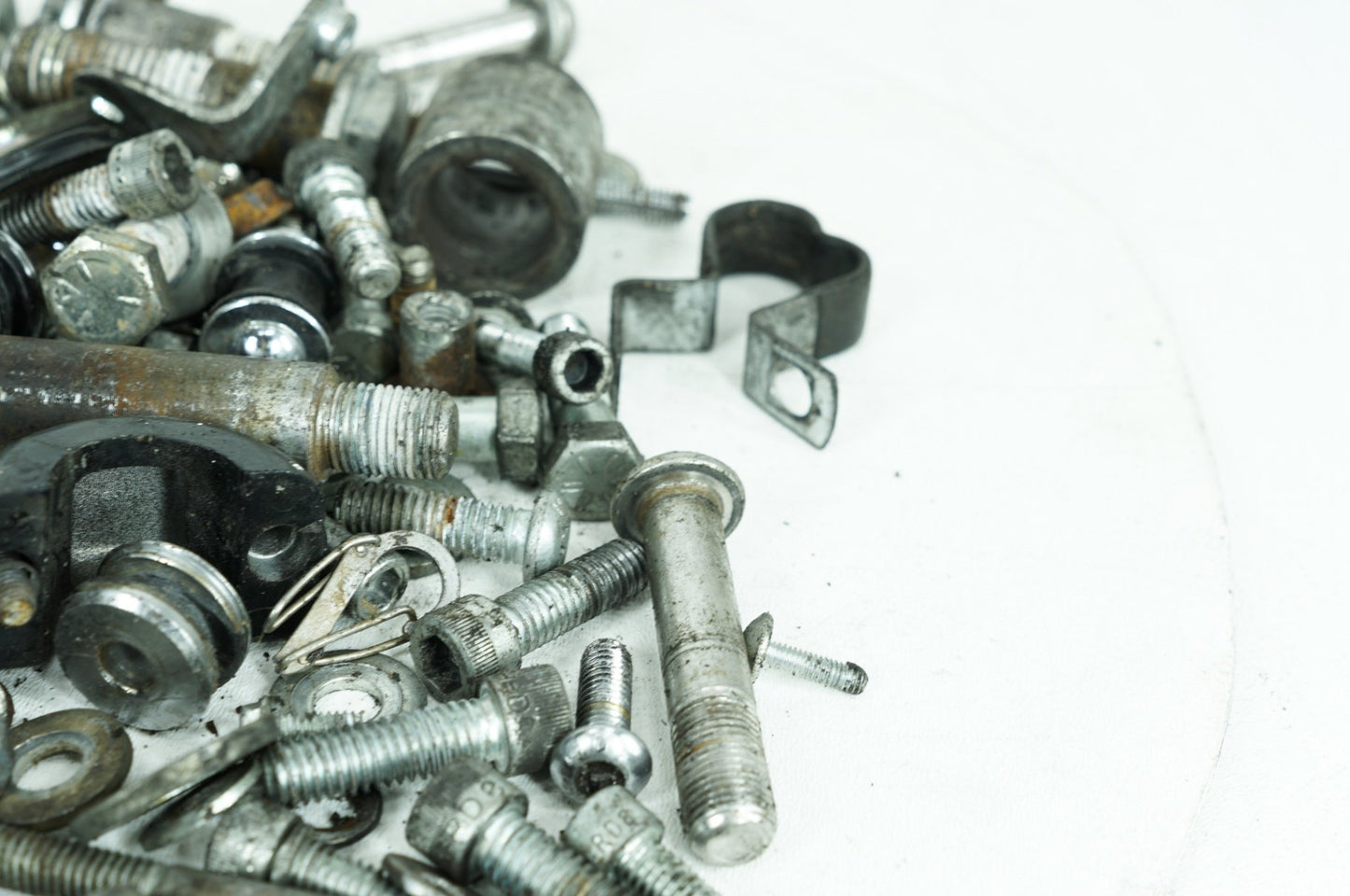 2004 - 2013 Harley-Davidson Sportster Custom Hardware Bolts Nuts & Brackets
