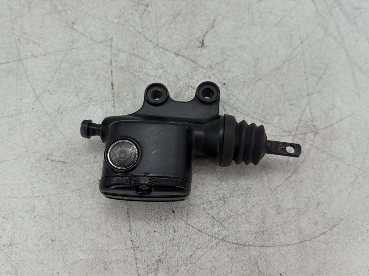 2009 Harley Road Glide Touring FLTR OEM Rear Brake Master Cylinder Reservoir
