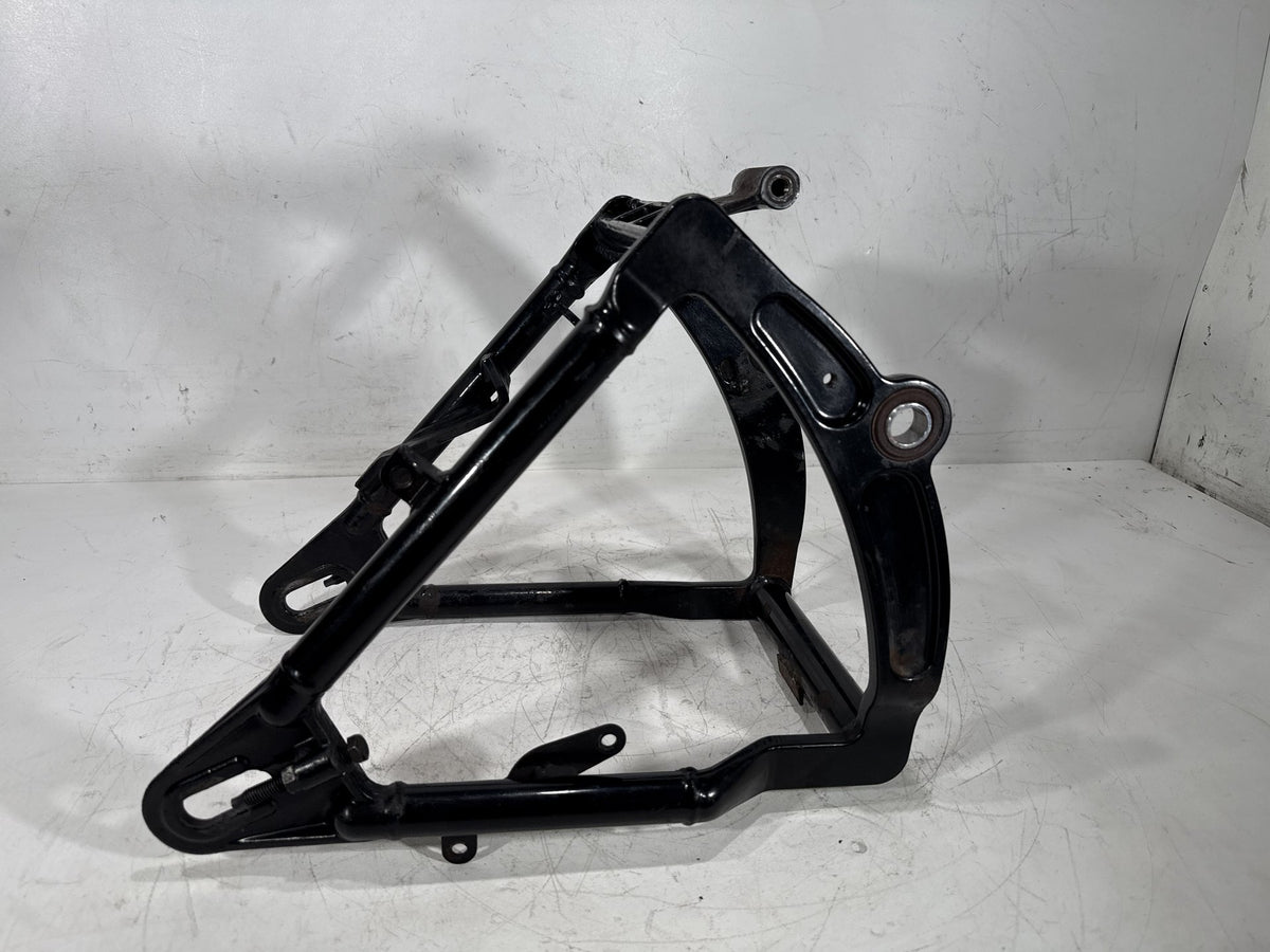 2002 Harley Heritage Softail Classic FLSTC OEM Rear Fork Swingarm Swing Arm