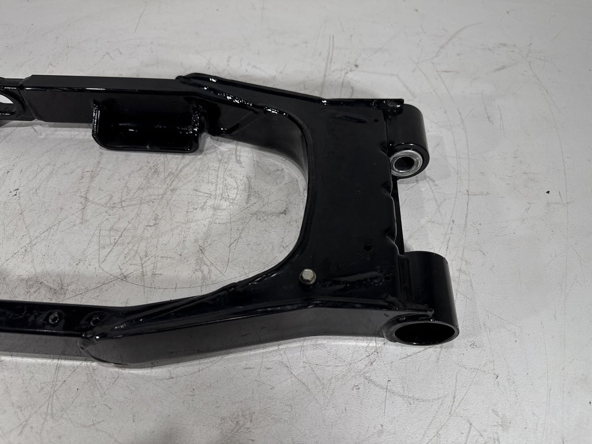 2007 Harley Electra Touring CVO Screamin Eagle OEM Rear Fork Swingarm Swing Arm