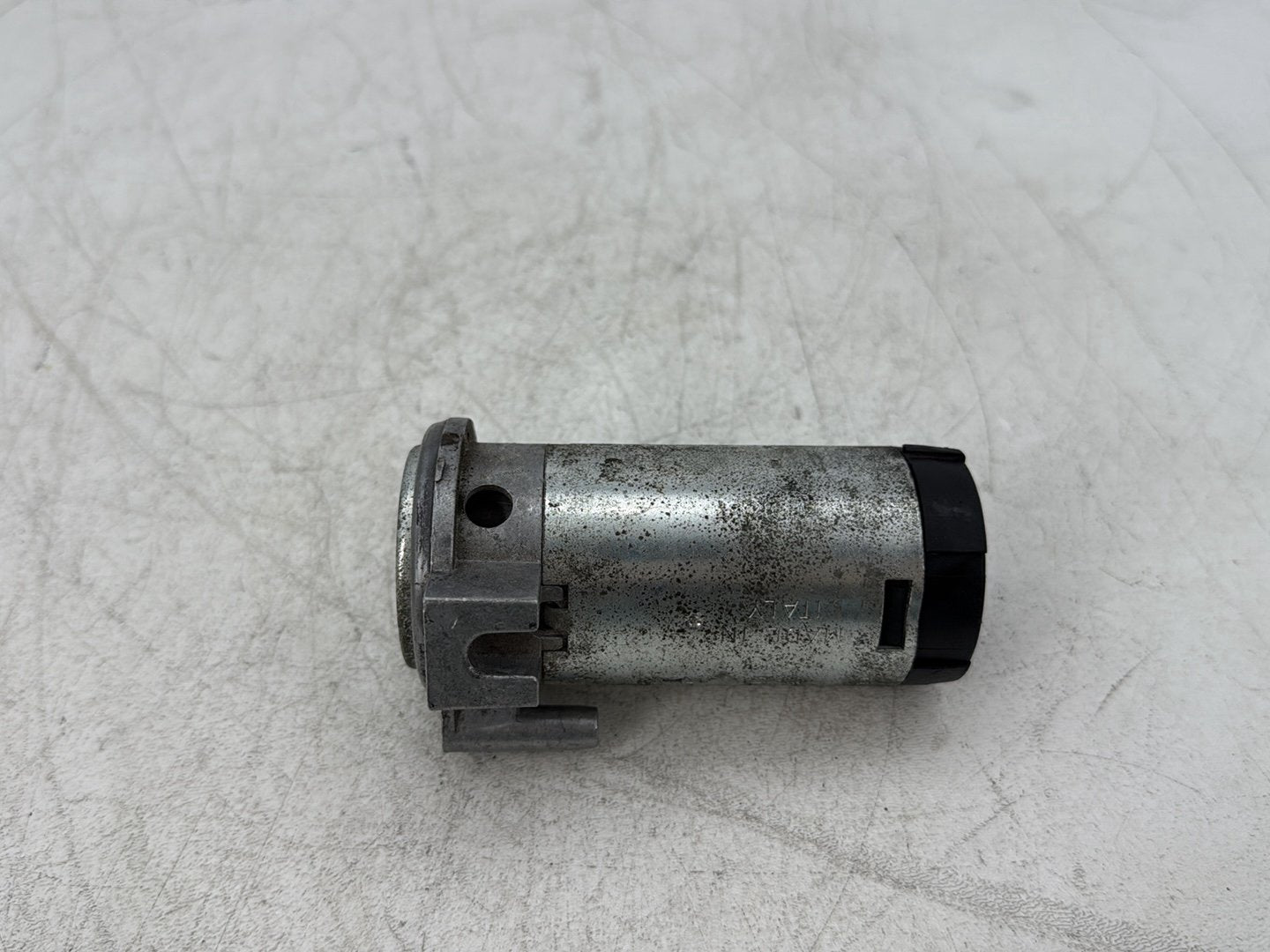 2005 Harley Electra Glide Touring Ultra FLHTCUI OEM EVAP Vapor Charcoal Fuel Emission Canister