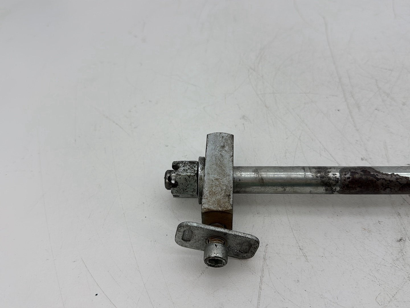 2002 Harley Dyna FXD Super Glide OEM Rear Wheel Axle Bolt Shaft