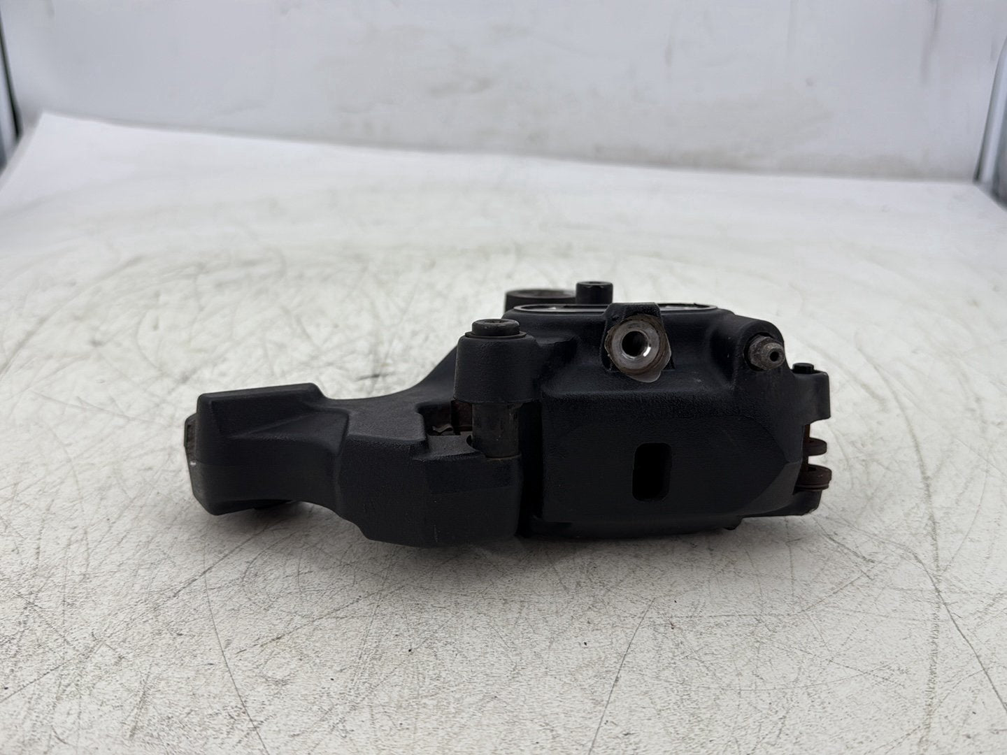 2012 Harley Dyna Super Glide Custom FXDCI OEM Rear Back Brake Caliper w/ Bracket