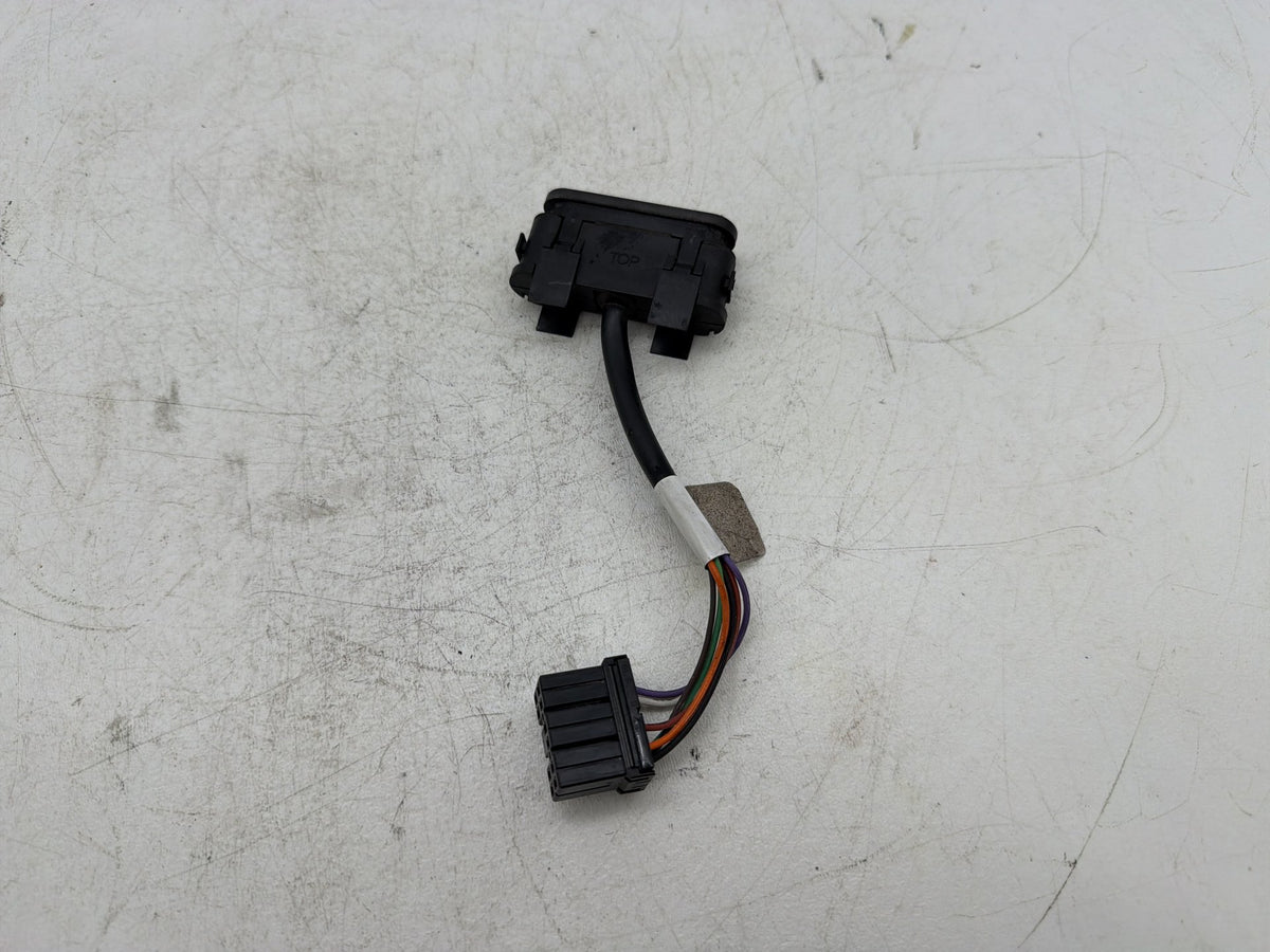 2010 Harley Electra Glide Touring Ultra OEM Dash Indicator Lamp Wire Plug In
