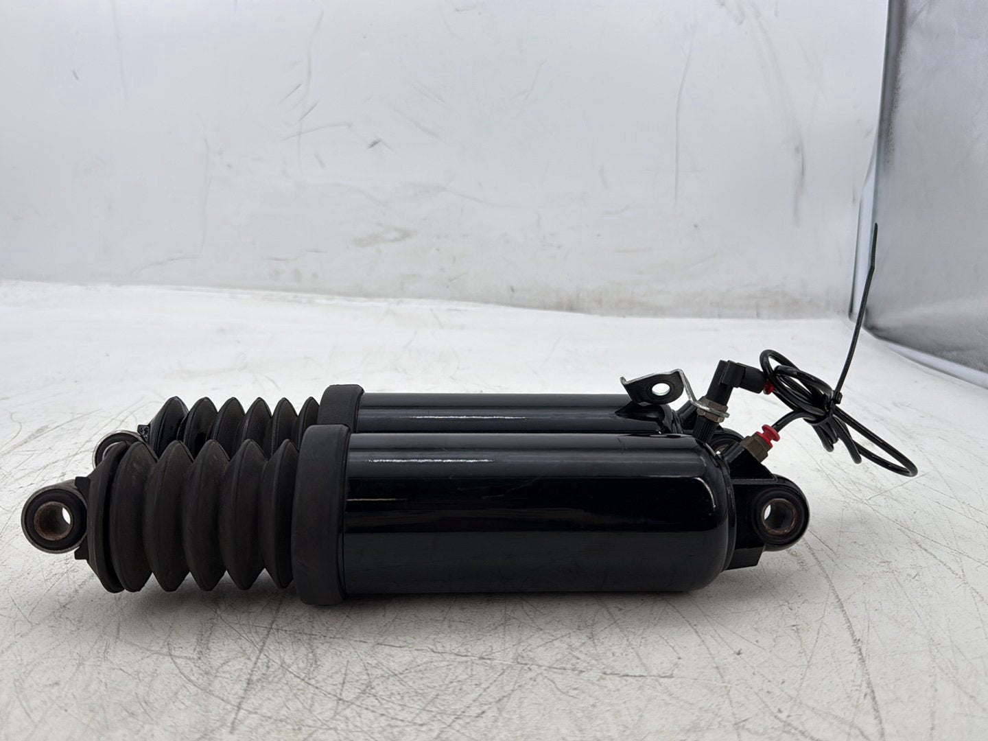12 Harley Street Glide Touring FLHX OEM Rear Left Right Shock Absorbers LOW 12"