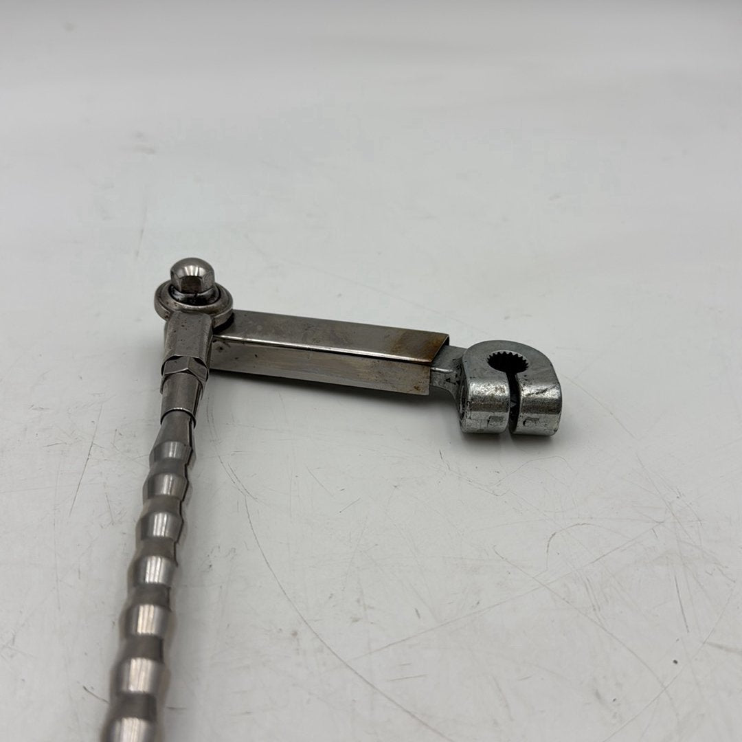 1999 - 2006 Harley-Davidson Dyna Low Rider Gear Shifter Lever Arm w/ Rod linkage  	33849-97