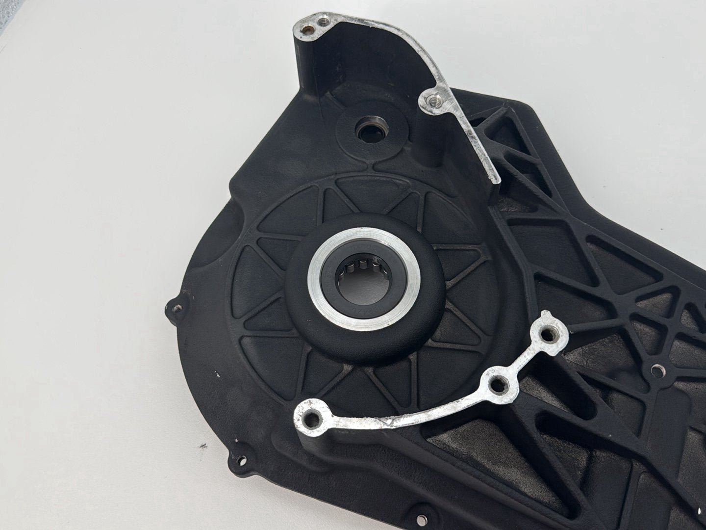 1999 - 2006 Harley-Davidson Dyna Wide Glide Inner Primary Clutch Cover 60681-94A