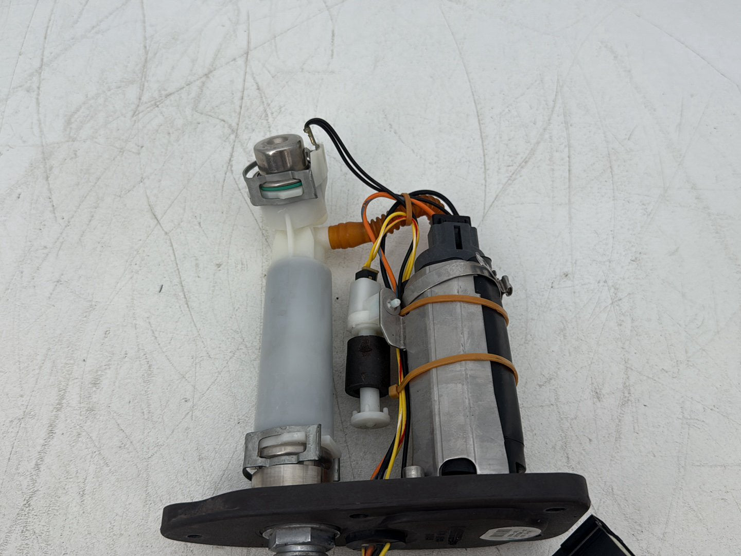 2013 Harley Forty-Eight Sportster 1200X OEM Gas Gasoline Fuel Petrol Pump Sending