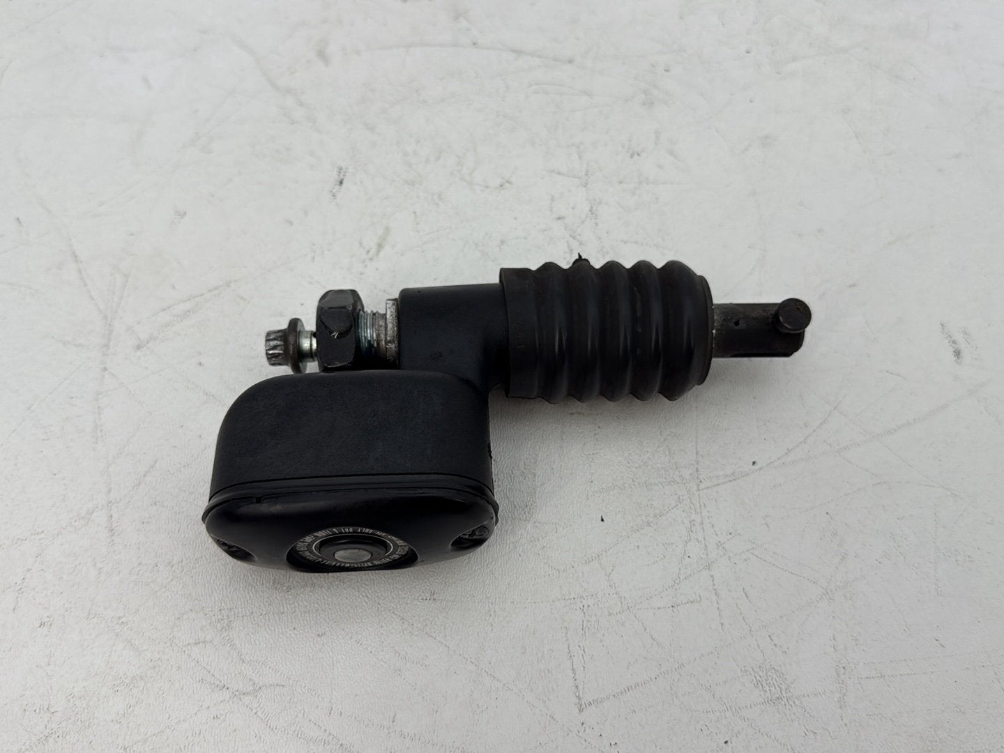 1999 - 2006 Harley-Davidson Touring Road King Police Rear Brake Master Cylinder Reservoir 41755-99D