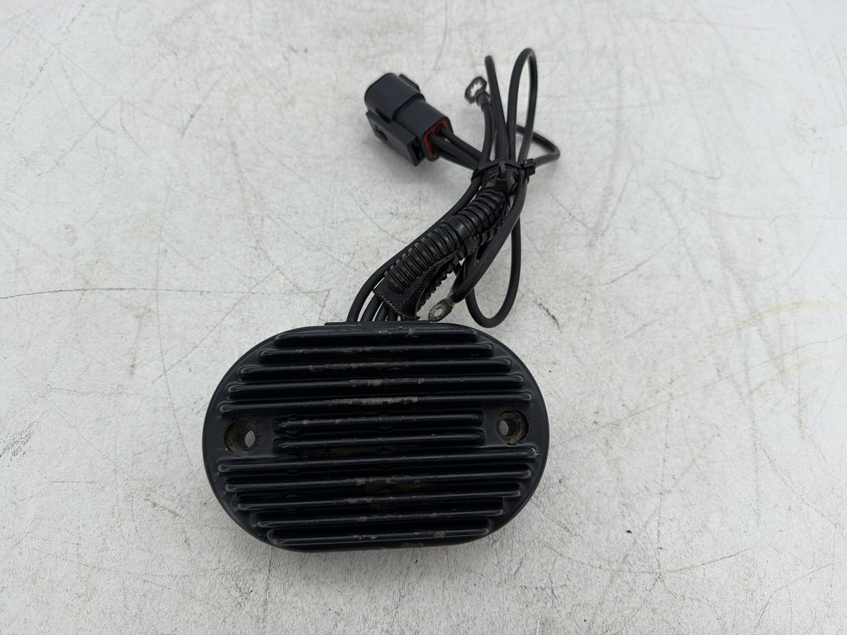 2001 Harley Fat Boy Softail FLSTF OEM Voltage Regulator Rectifier