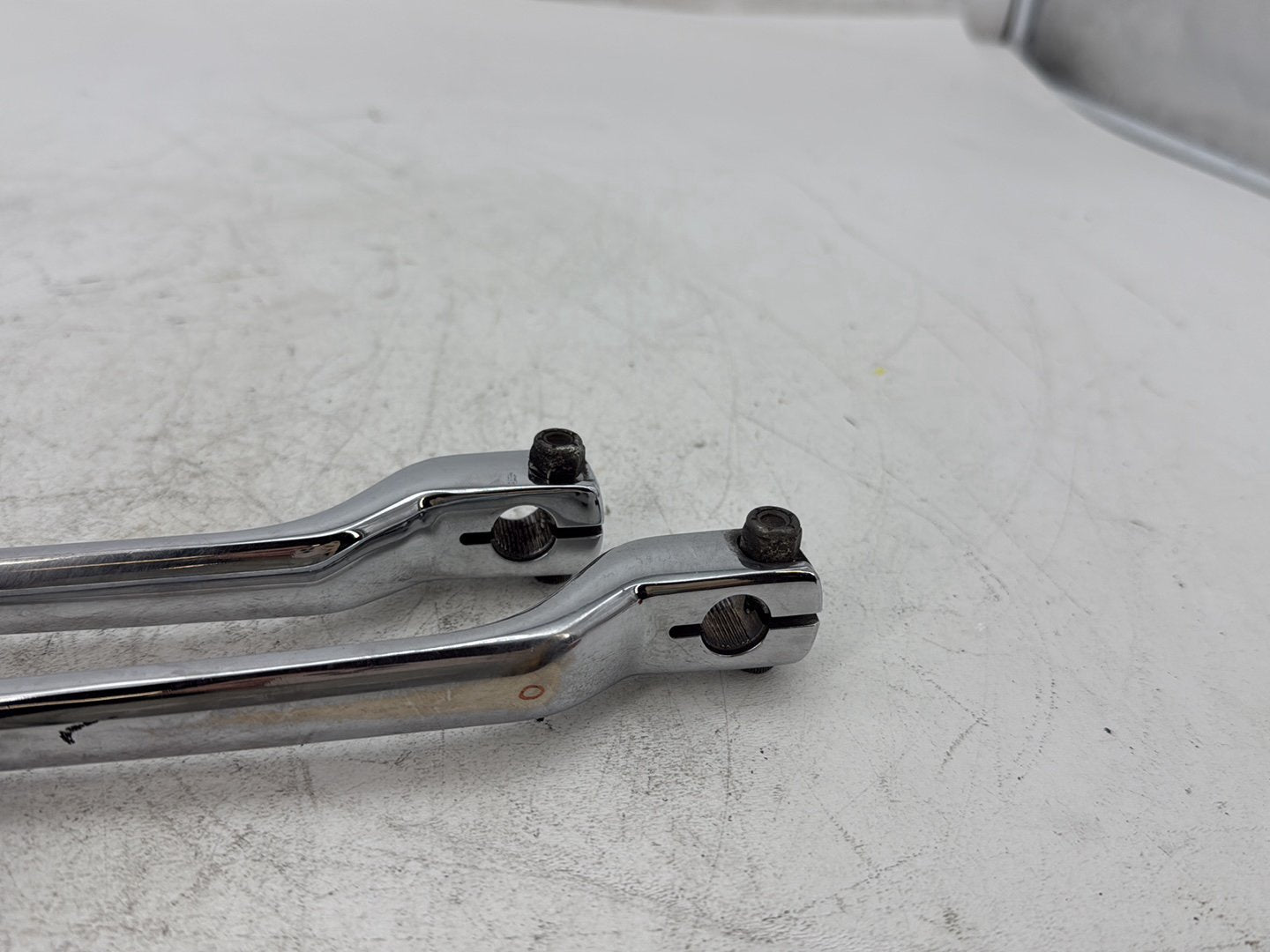 18 Harley Electra Glide Touring Ultra FLHTCU OEM Gear Shifter Lever Pedal Pedals