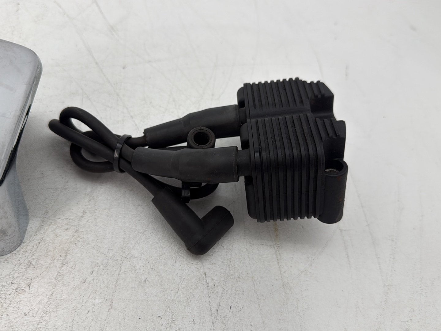 2003 Harley Softail FLSTC Heritage Classic OEM Ignition Coil Spark Plugs Cable