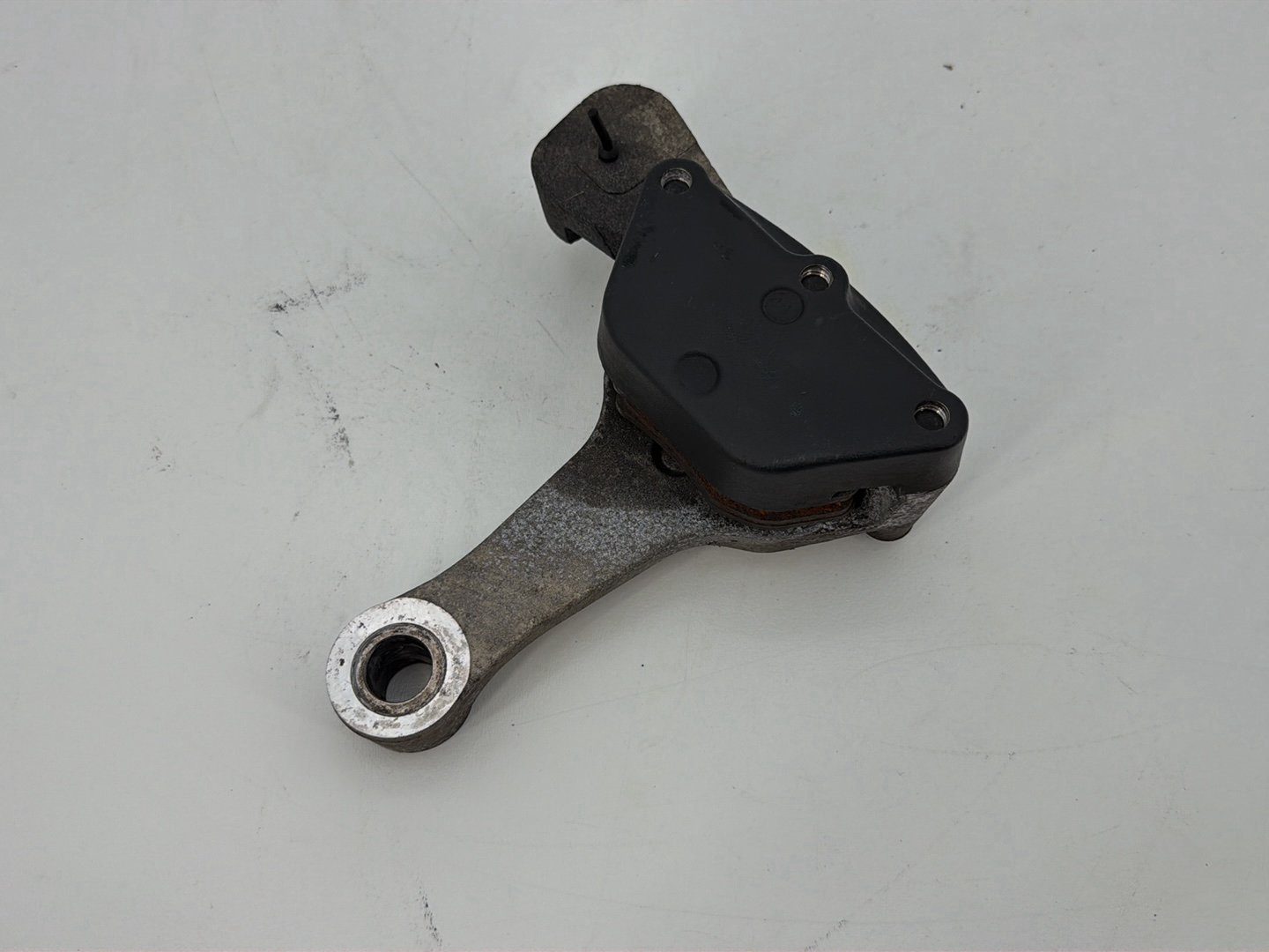 1999 - 2006 Harley-Davidson Touring Road King Rear Back Brake Caliper  	44016-00D