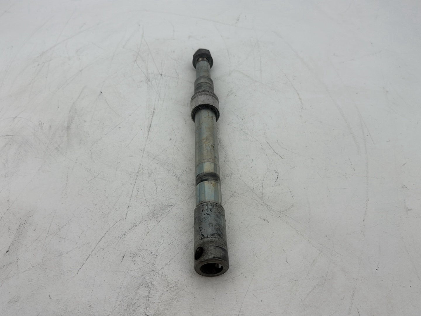 2011 Harley Electra Glide Ultra FLHTK OEM Front Wheel Axle Bolt Shaft