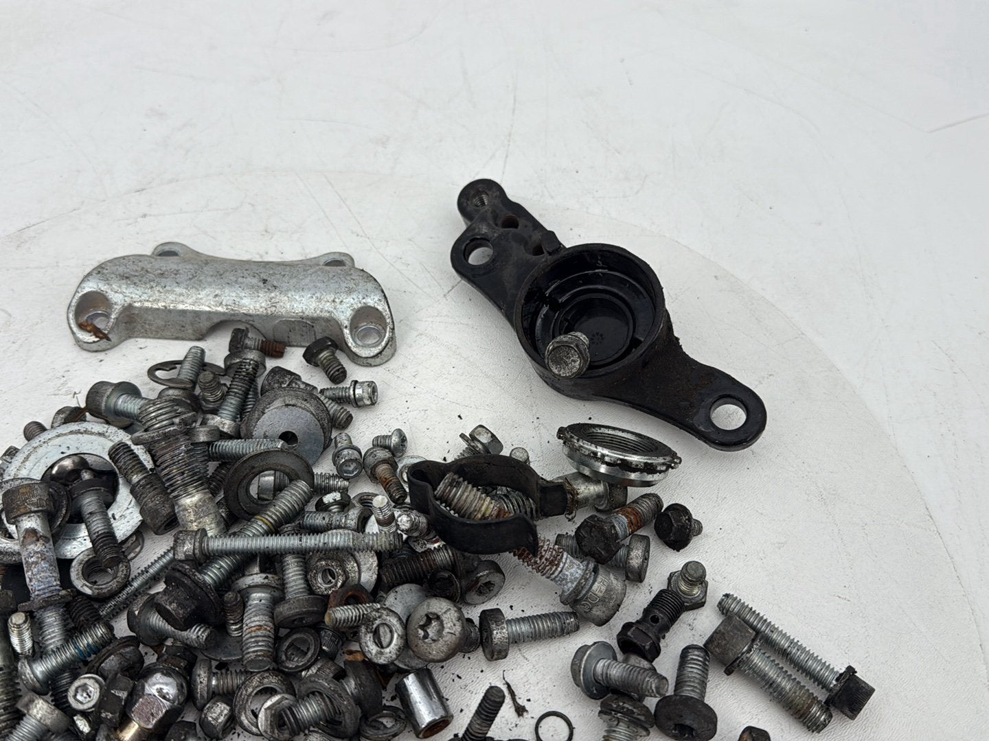 2008 - 2016 Harley-Davidson Touring Electra Glide Ultra Hardware Bolts Nuts & Brackets