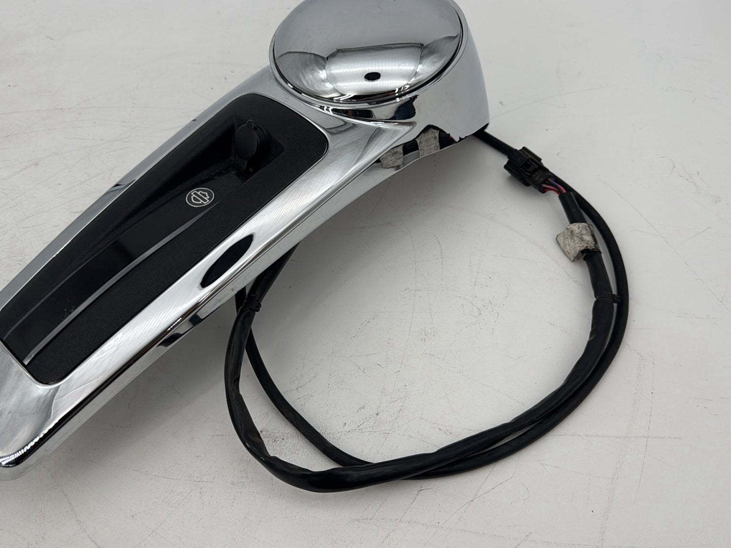 2008 - 2016 Harley-Davidson Touring Electra Glide Ultra Fuel Gas Tank Dash Console NOKey 61270-08