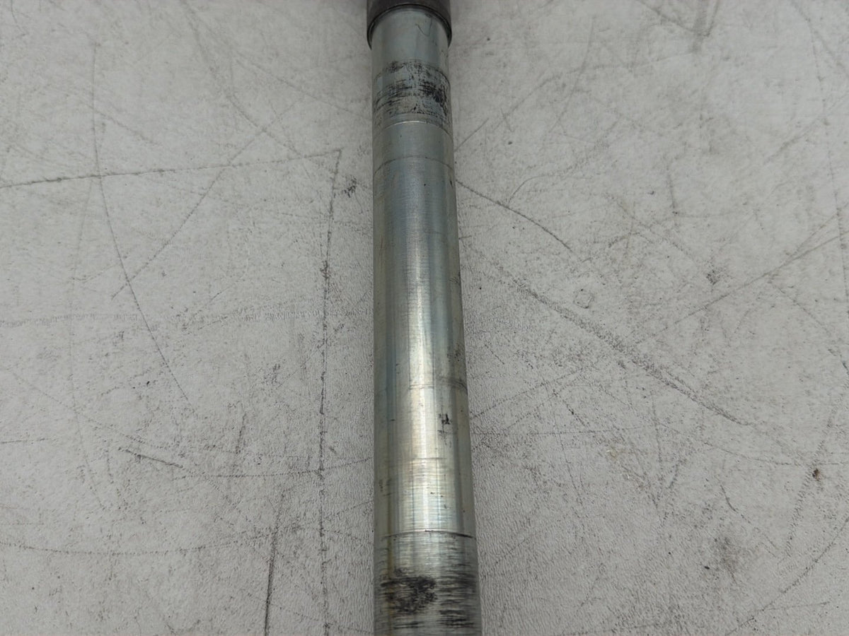 2006 Harley Electra Glide Touring Ultra FLHTCUI OEM Front Wheel Axle Bolt Shaft