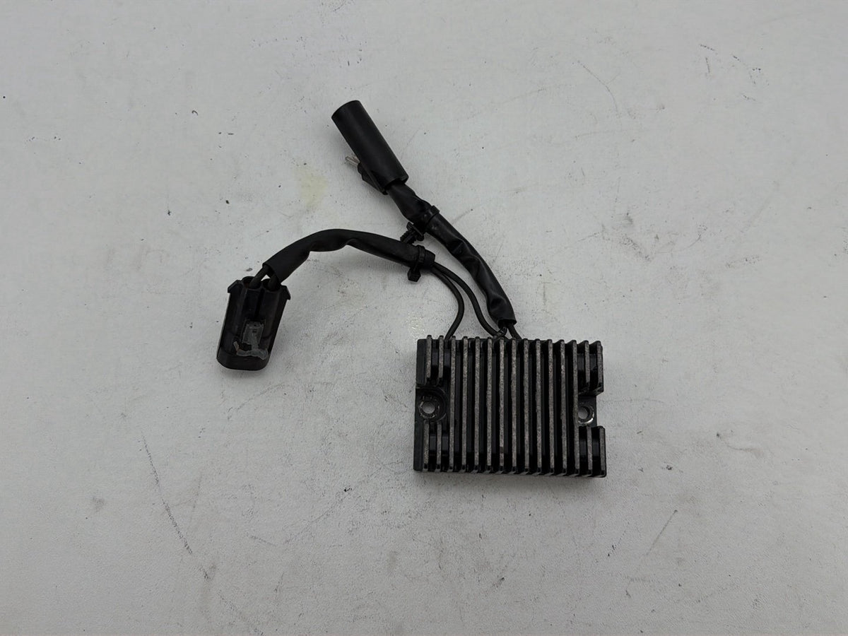 2006 Harley Sportster 883 XL883 OEM Voltage Regulator Rectifier