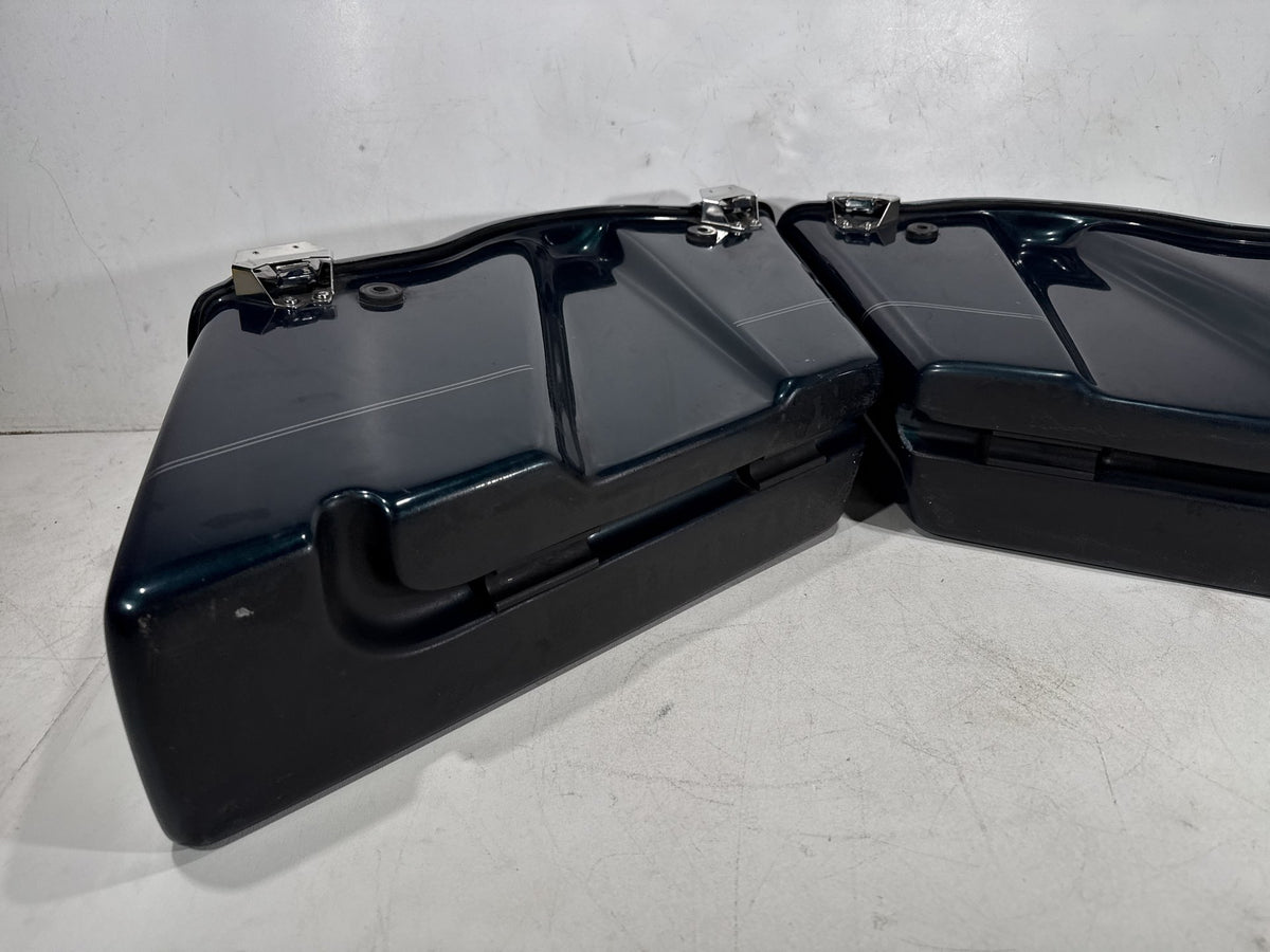 01 Harley Electra Glide Touring Classic OEM Left Right Saddlebags Luggage NOKey