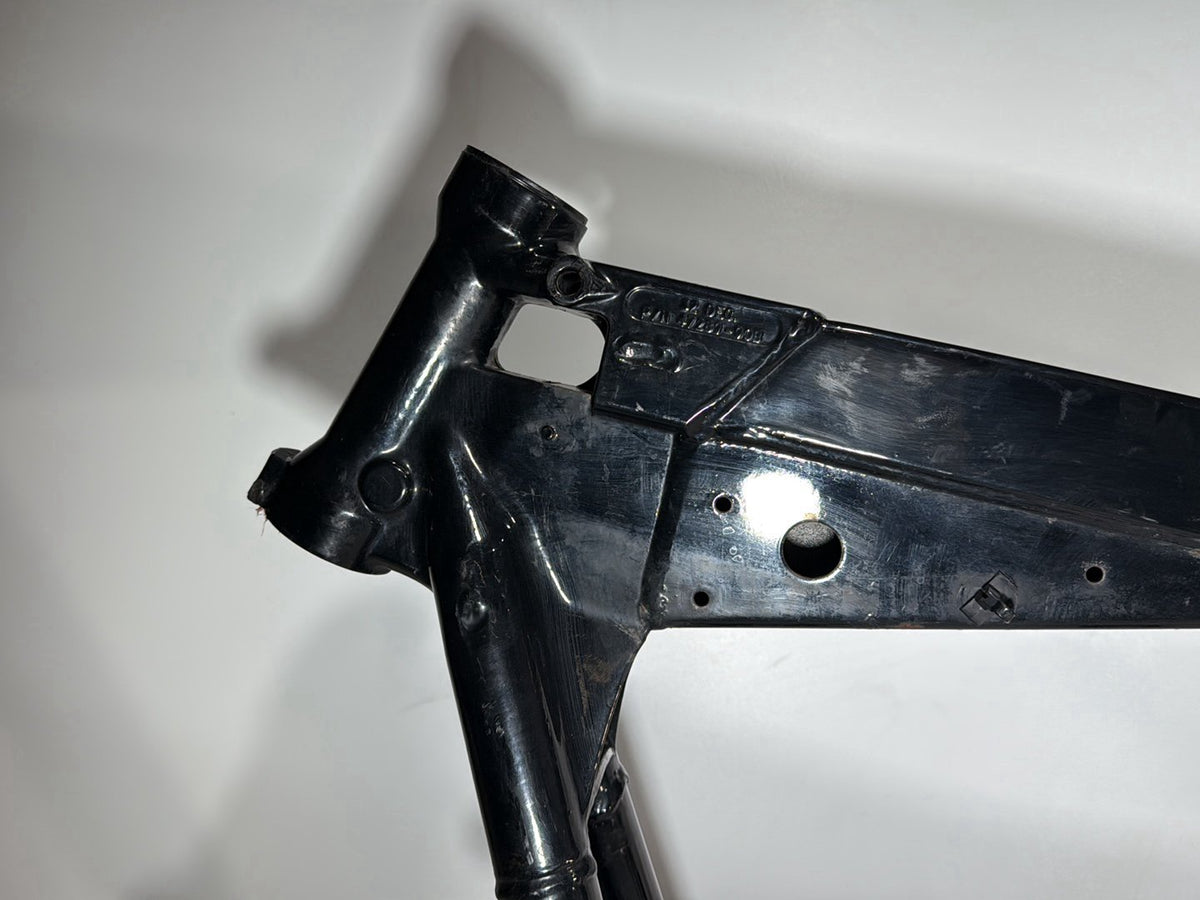 2005 Harley Dyna FXDWG Wide Glide OEM Body Main Frame Chassis 32 degree CLN CLR