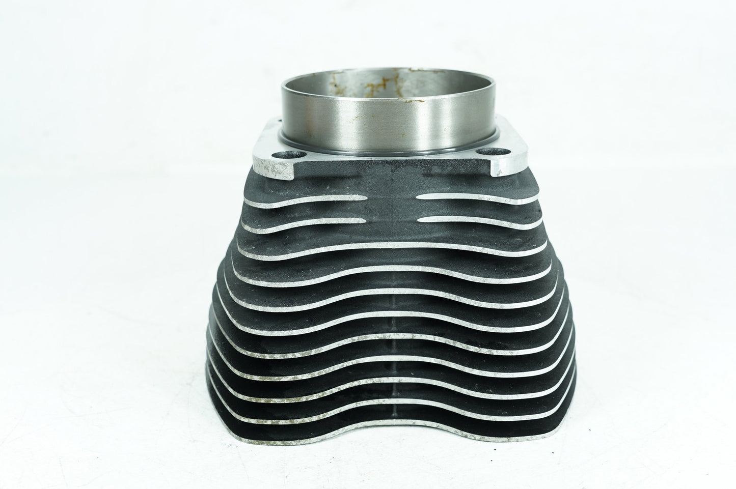 2007 - 2016 Harley-Davidson Touring Street Glide Twin Cam Engine Jug 1 Cylinder Barrel  	16547-99A
