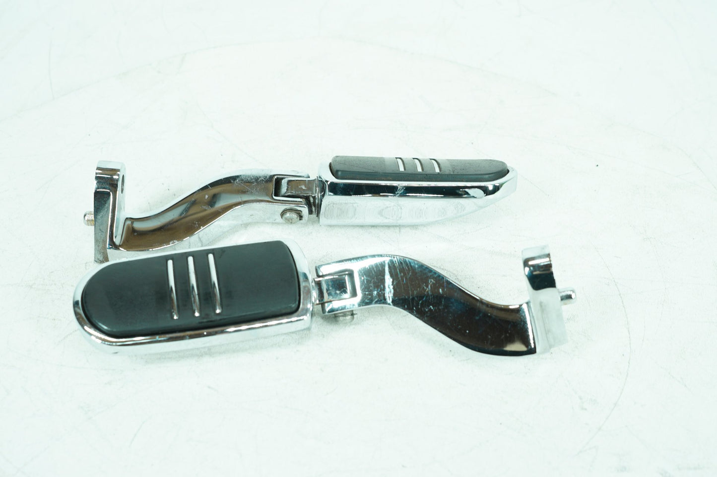 2007 - 2016 Harley-Davidson Touring Police Electra Passenger Left & Right Foot Pegs