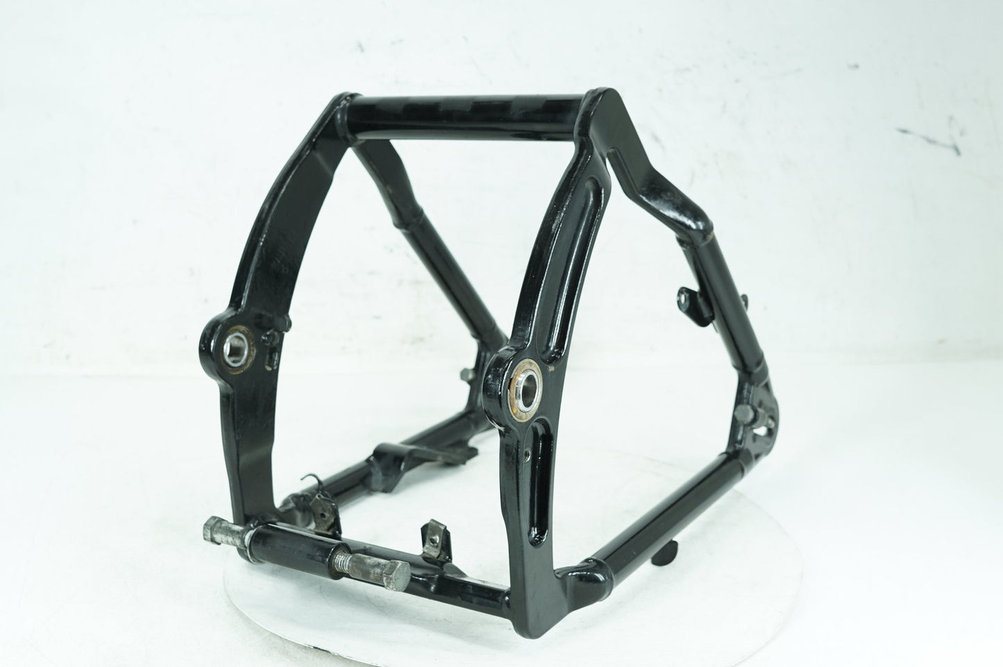 1999 - 2006 Harley-Davidson Softail Fat Boy Rear Fork Swingarm Swing Arm 47573-00A