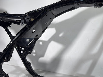 1999 - 2006 Harley-Davidson Touring Road King Police Body Main Frame Chassis CLN CLR 47900-01