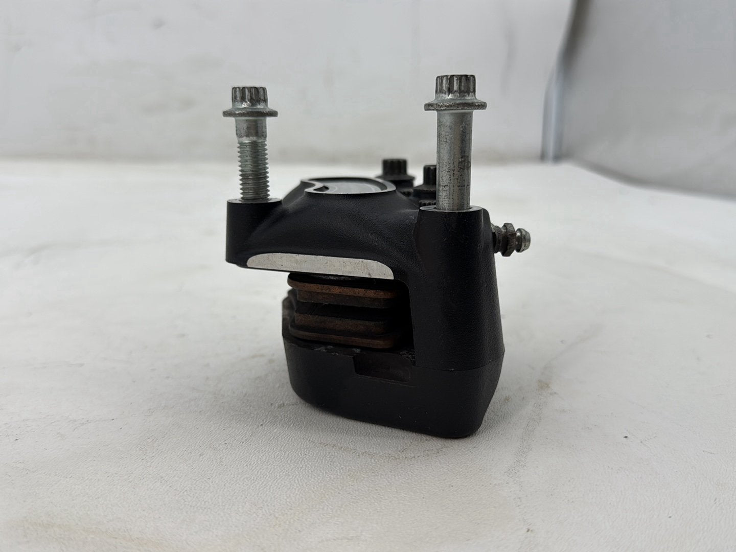 2007 Harley Street Glide Touring FLHX OEM Front Right 1 Brake Caliper