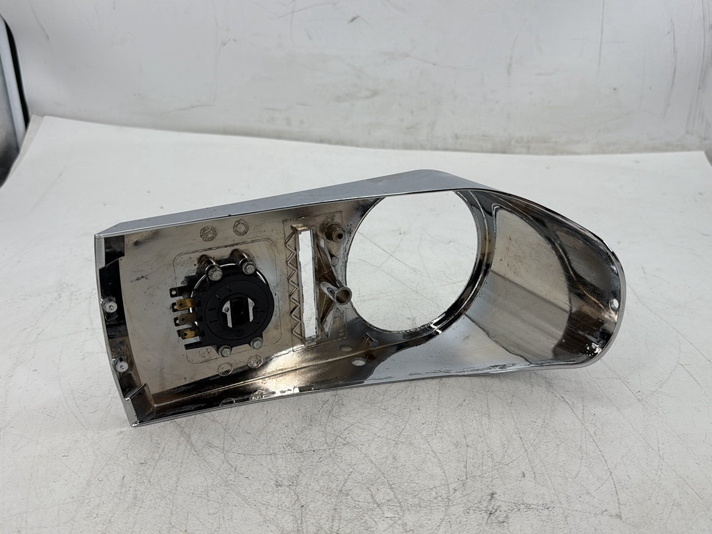 2000 Harley Dyna FXDWG Wide Glide OEM Fuel Gas Tank Dash Console NOKey