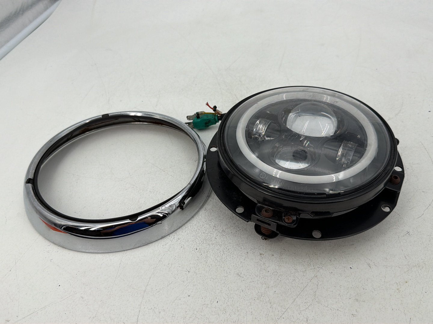 2007 - 2012 Harley-Davidson Touring Street Glide Headlight Headlamp Head Lamp Light LED